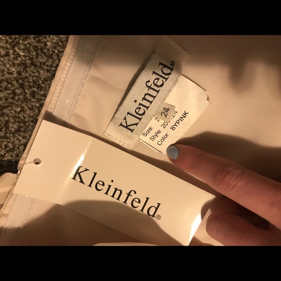 Cream Evening Gown - Picture 2 of 6